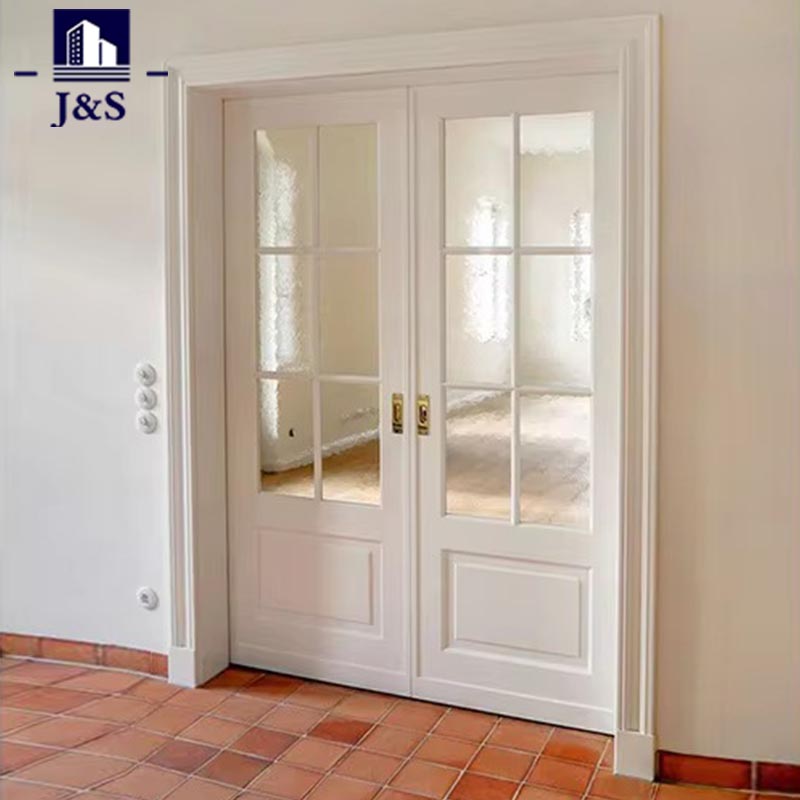 Medžio masyvo vidaus durys